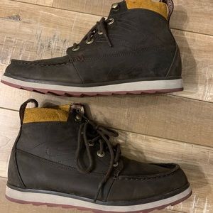 Tretorn work boots.